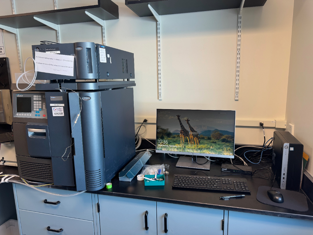 Image of Waters e2695 HPLC System